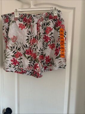 Briggs New York White Shorts with Pink Floral Print